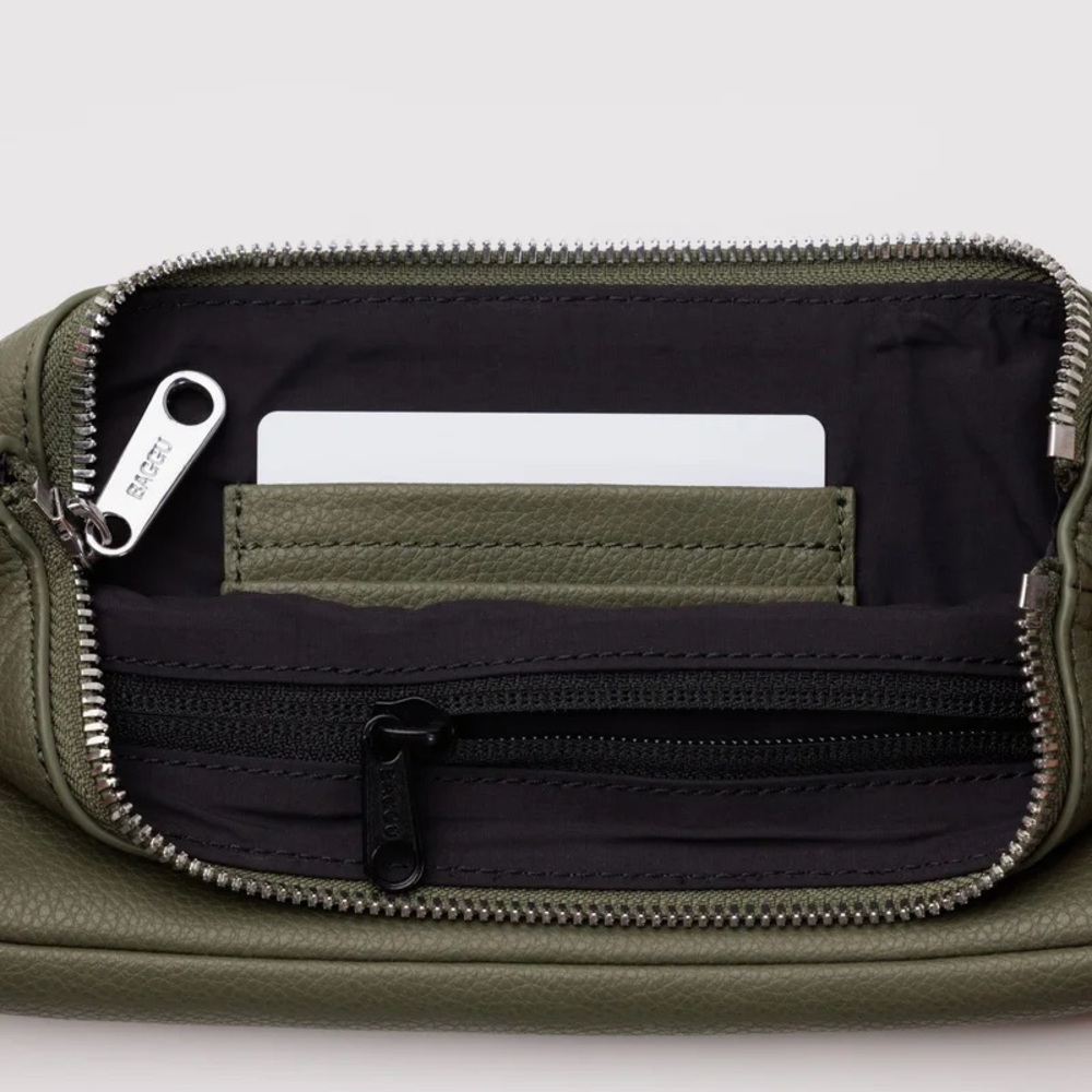 BAGGU Recycled Leather Pochette Loden Olive Green NEW WITH TAGS NWT - Picture 3 of 7